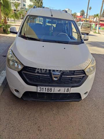 Voiture Dacia Dokker en bon état à un prix raisonnable