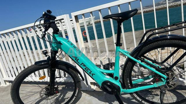 Vélo électrique alpek marque Italy