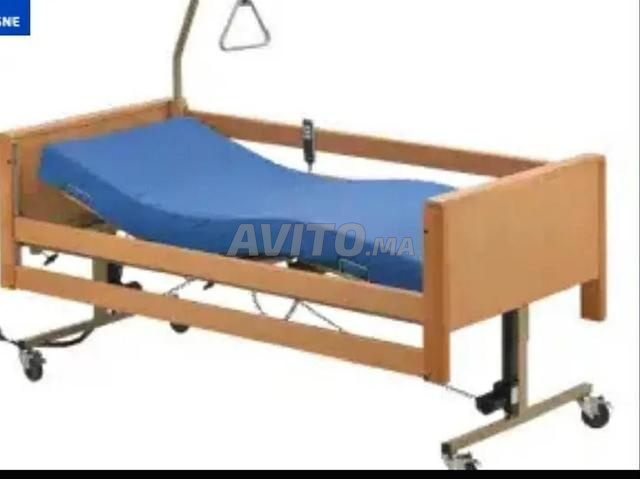 Lit électrique médical