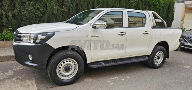 Toyota Hilux Diesel Manuelle 2024 à Casablanca - 2