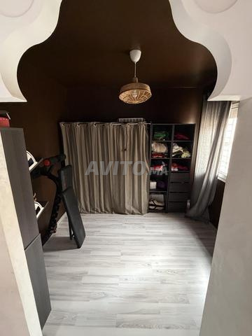 شقة جيدة الإطارات بالاستعارة.