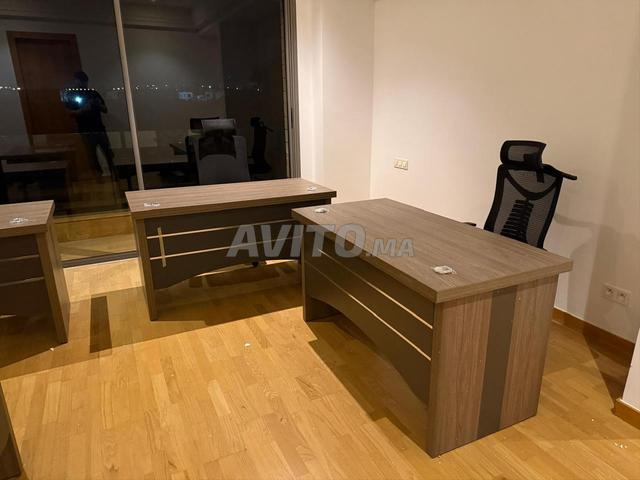 Bureau en bois massif à partir de 120 cm