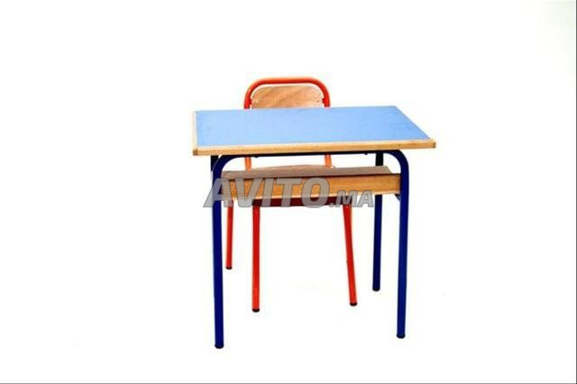 Table scolaire individuelle/chaise