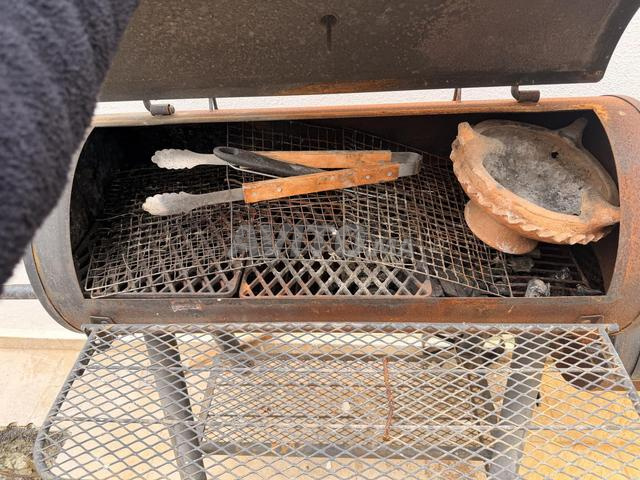 باربيكيو مدخن (Smoker BBQ)