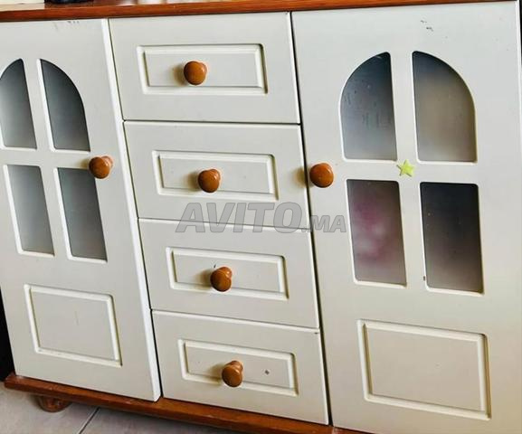 Coiffeuse en bois élégante pour rangement / كوافوز خشبي