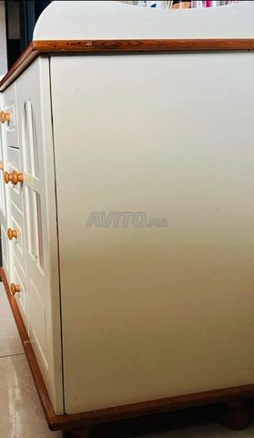 Coiffeuse en bois élégante pour rangement / كوافوز خشبي