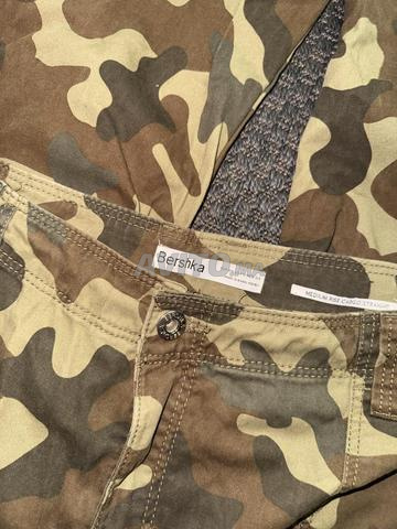 Jean Bershka taille 44