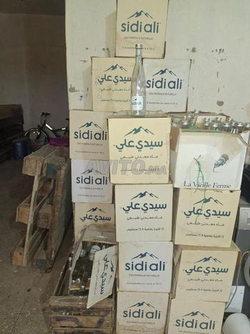 Bouteilles en verre vides d'eau Sidi Ali à vendre