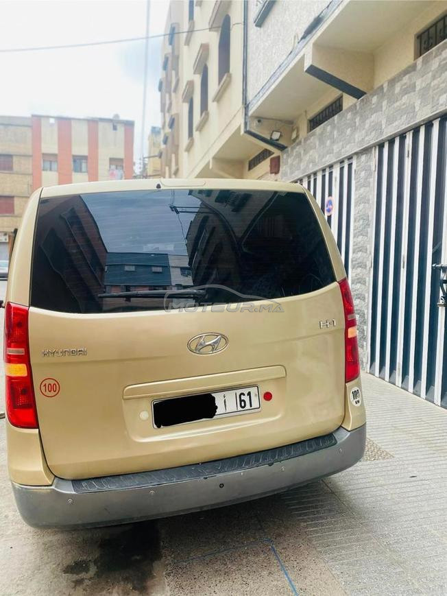 Hyundai H1 modéle 2011 dariba dyala 800dh