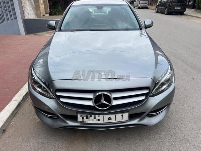 Mercedes-Benz 220 Diesel Automatique 2015
