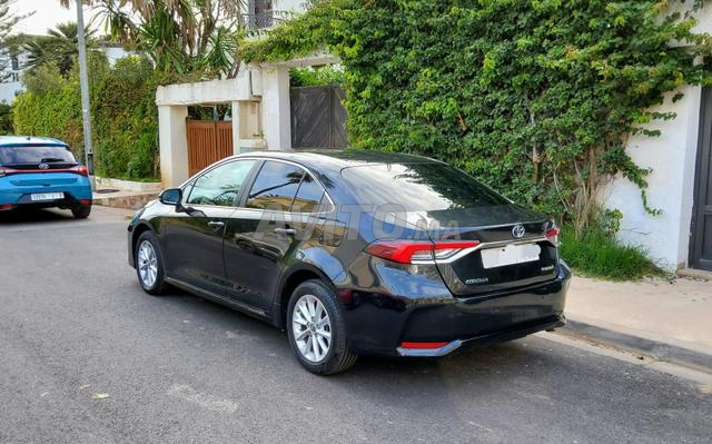 Toyota corolla hybride automatique parfait état