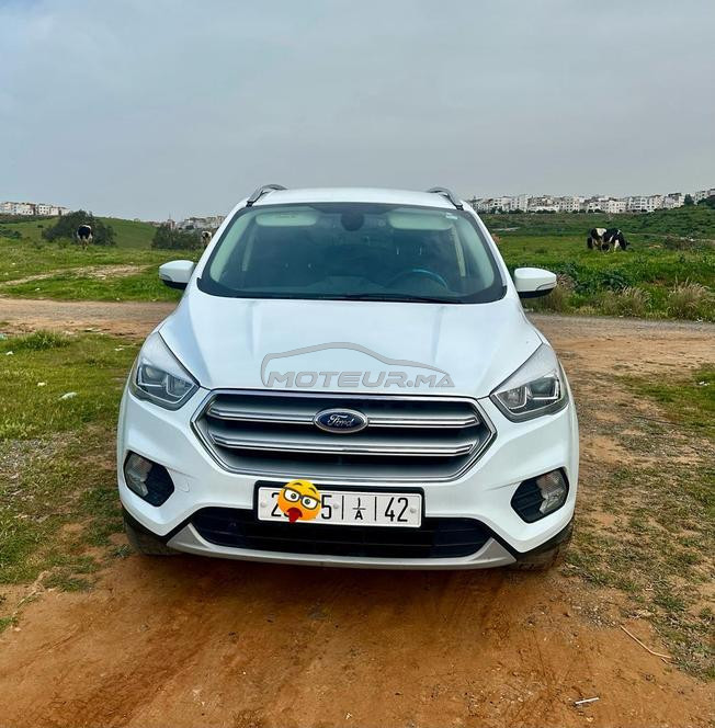 ford kuga 2019 titanium