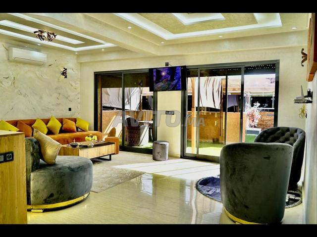 Appartement meublé luxueux terrasse parking privé - image 3