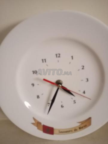 horloge en porcelaine