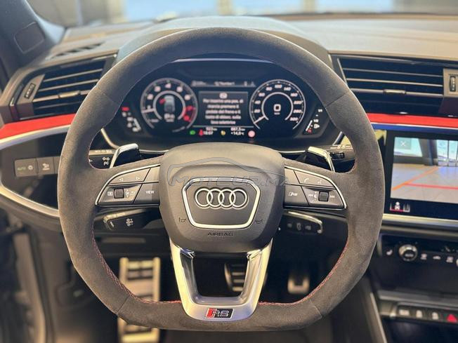 Audi Q3 Essence Automatique 2024 à Béni Mellal