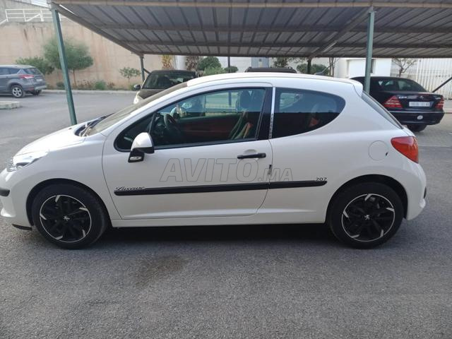 Peugeot 207 2009-2 Portes Douane 2015, prix 90000