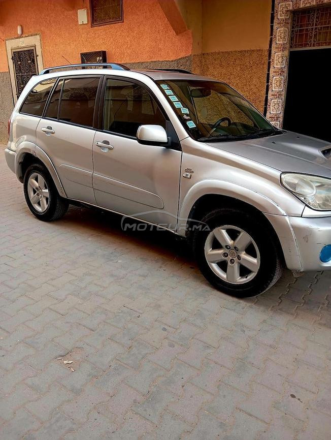 Toyota rav4 modil 2006 diwana 2014
