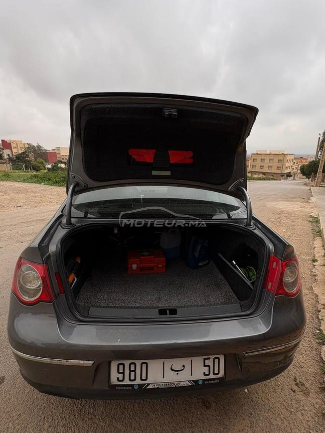 سيارة للبيع passat b6