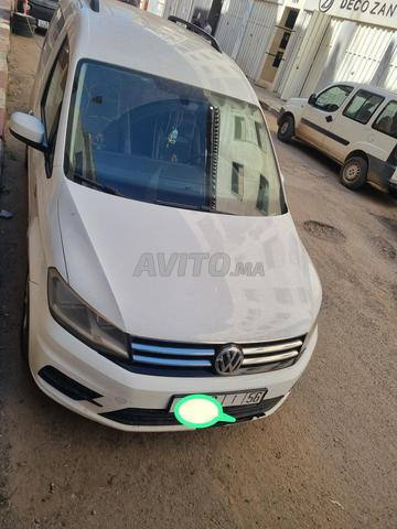 بيع سيارات من نوع فولكس فاكن - 2