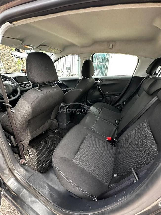 Peugeot 208 Diesel Manuelle 2016 à Rabat