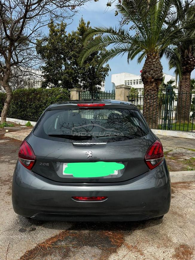 Peugeot 208 Diesel Manuelle 2016 à Rabat