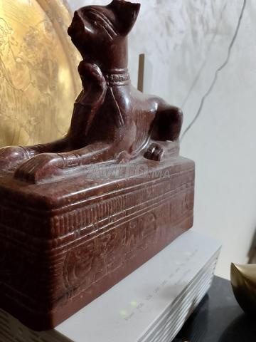 Statue égyptienne distinctive et très rare