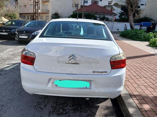 voiture en bon état 