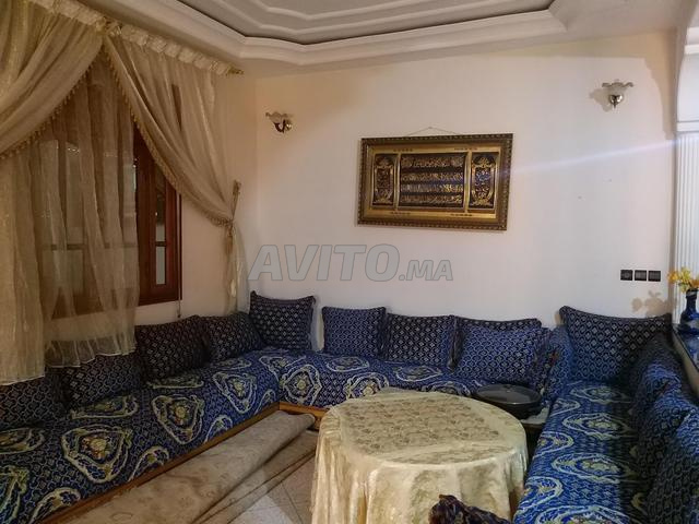 دار للبيع في حي الرياض كراجات + 1 حي الرياض - 2