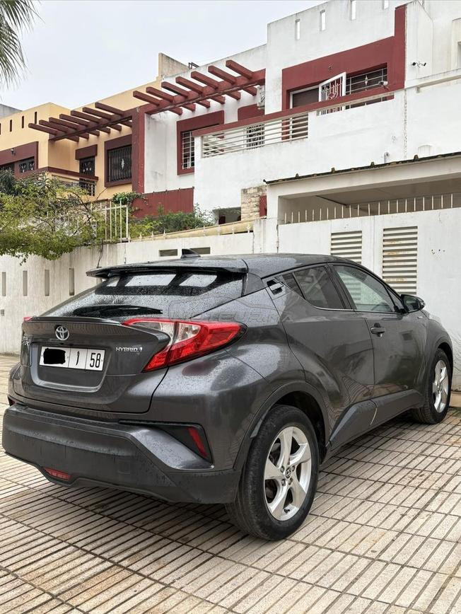  TOYOTA C-HR HYBRIDE 122CV