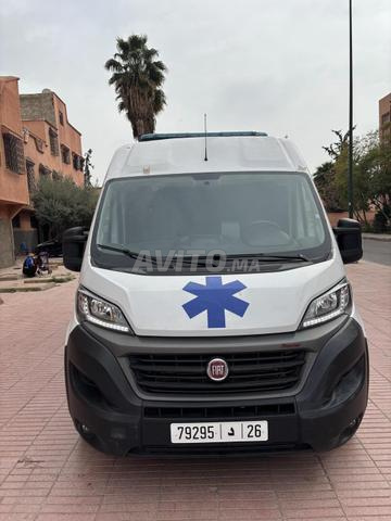 سيارة إسعاف دوكاتو