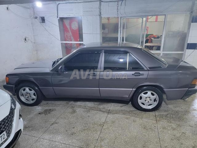 190 modèle 1992 dédouanée 2005 2ème main boite 4ème