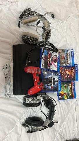 ps4 pro n9iya m3aha 5 jeux o 2 casque sony