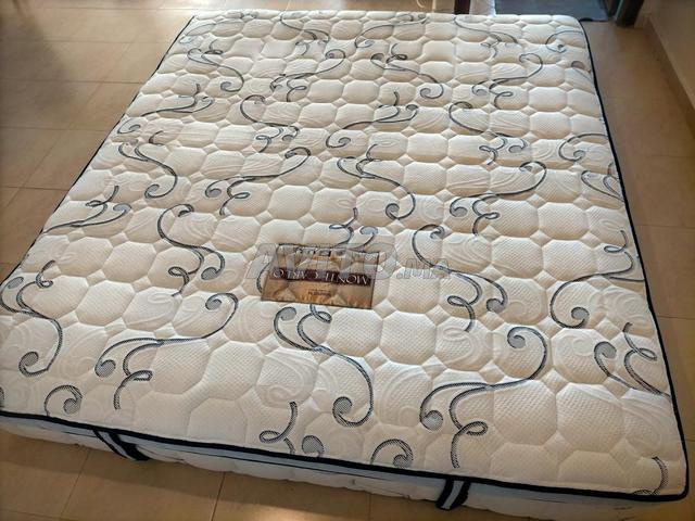 Matelas 180