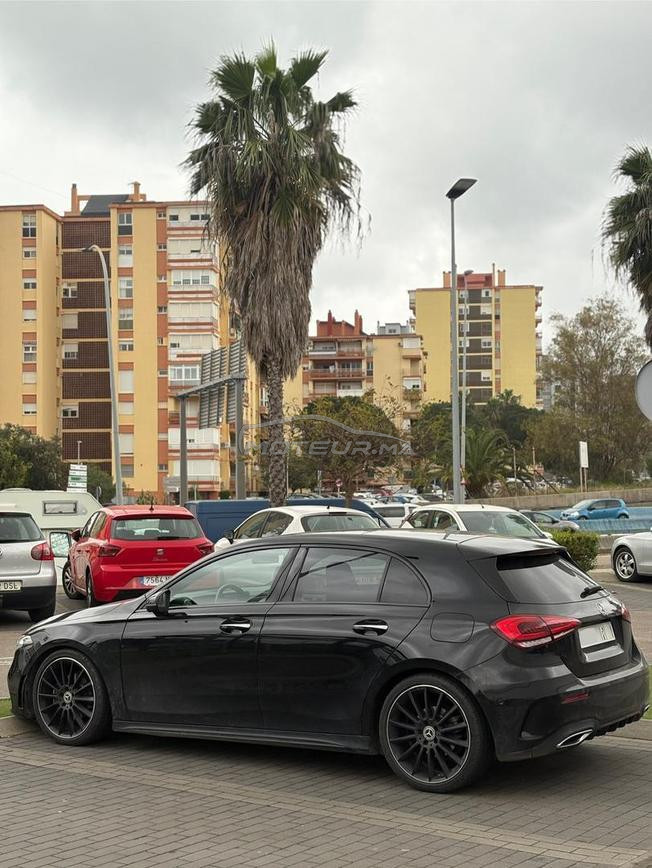 Mercedes A180d AMG line Importe neuf