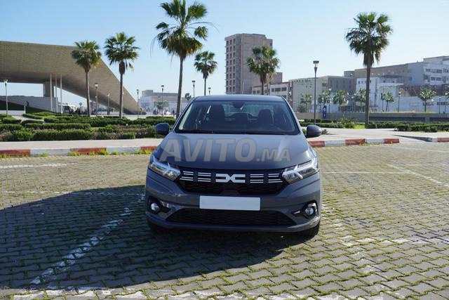 DACIA LOGAN AUTOMATIQUE ESSENCE full 2025 - 2