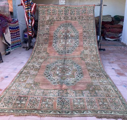tapis fait main ancien plus de 30 ans d’histoire
