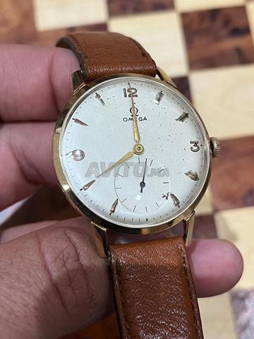 ساعة أوميغا من الذهب عيار 18 قيراط