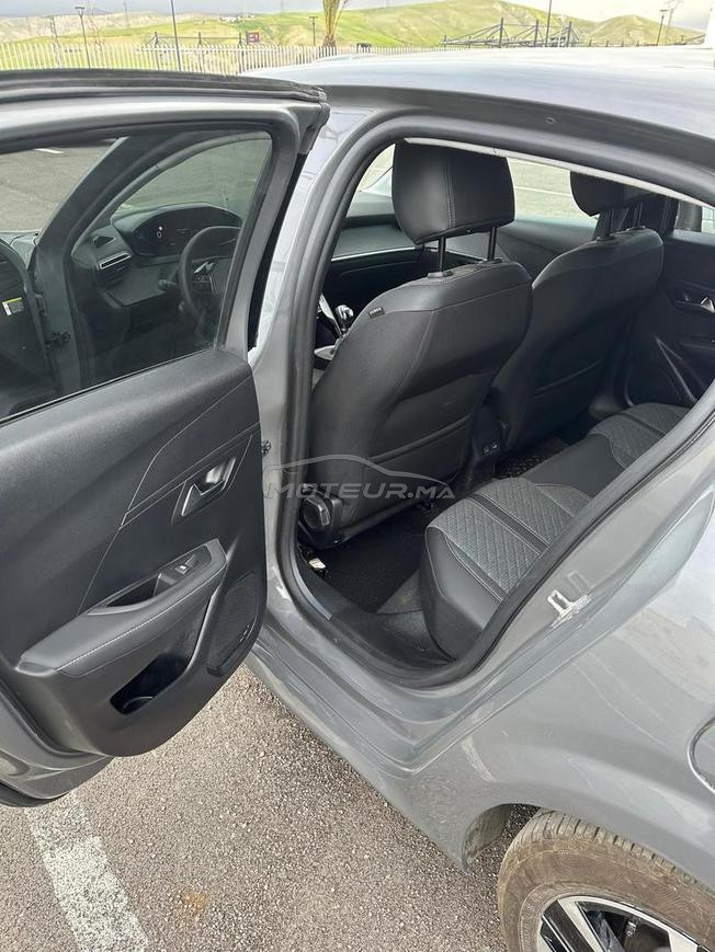 Peugeot 208 allure 10/2024