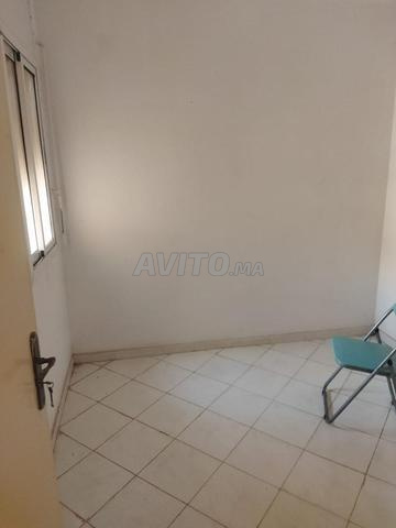 Appartement à louer rez-de-chaussée pour célibataires Riad El Oulfa