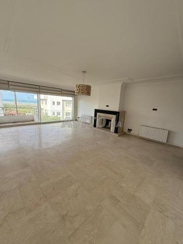 Appartement à vendre à Ain Diab
