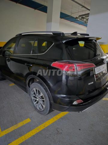 Toyota RAV-4 Hybride Automatique 2017 à Rabat