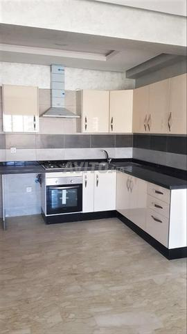 Studio Vide Luxe 50m2 à Hermitage enface tramway