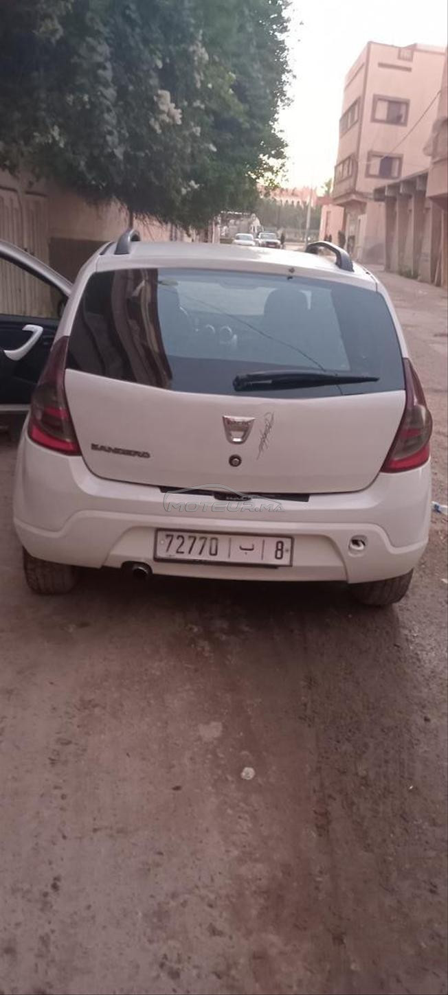 voiture très bon état 