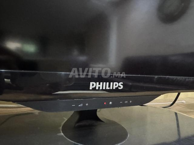Tv philips led 102cm - 2