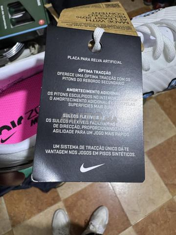 Godasses originales et Neuves de Football ⚽️ - 2