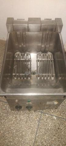 مقلاة كهربائية 20 لتر