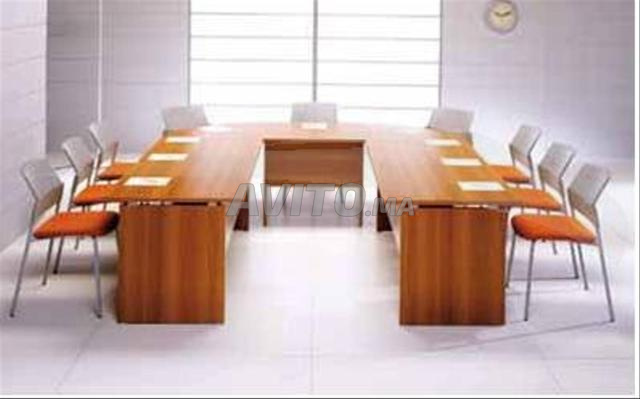 Table de réunion