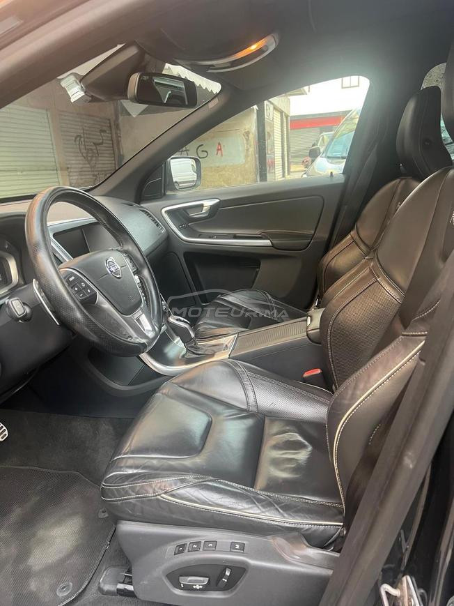 Volvo XC60 D5 R-Design AWD 2014 à Casablanca