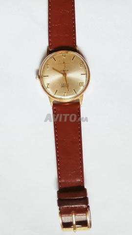 Montre mécanique swiss made