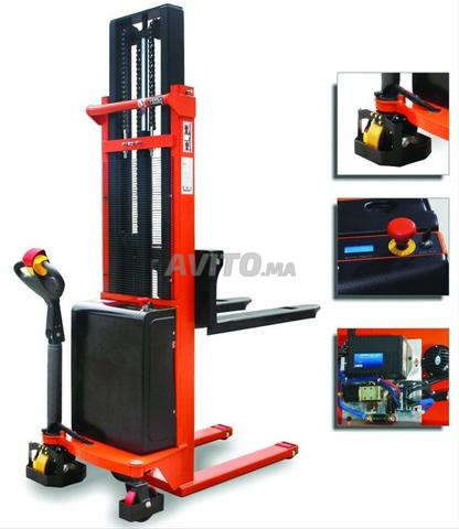 Gerbeur semi électrique